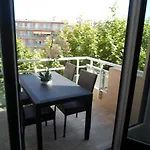 T3 A 50 M De La *