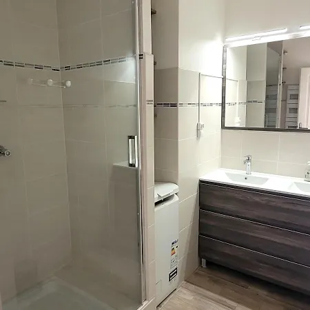 Apartman T3 A 50 M De La