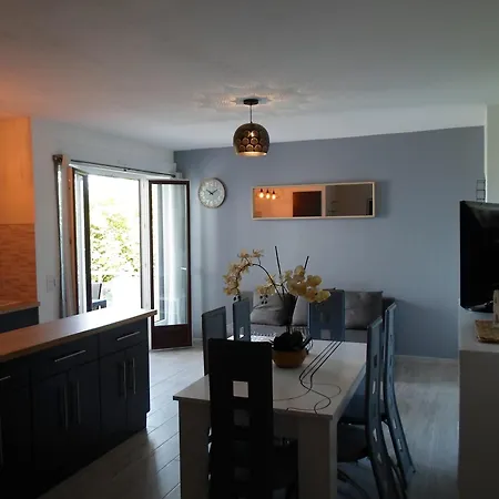 T3 A 50 M De La Apartamento *